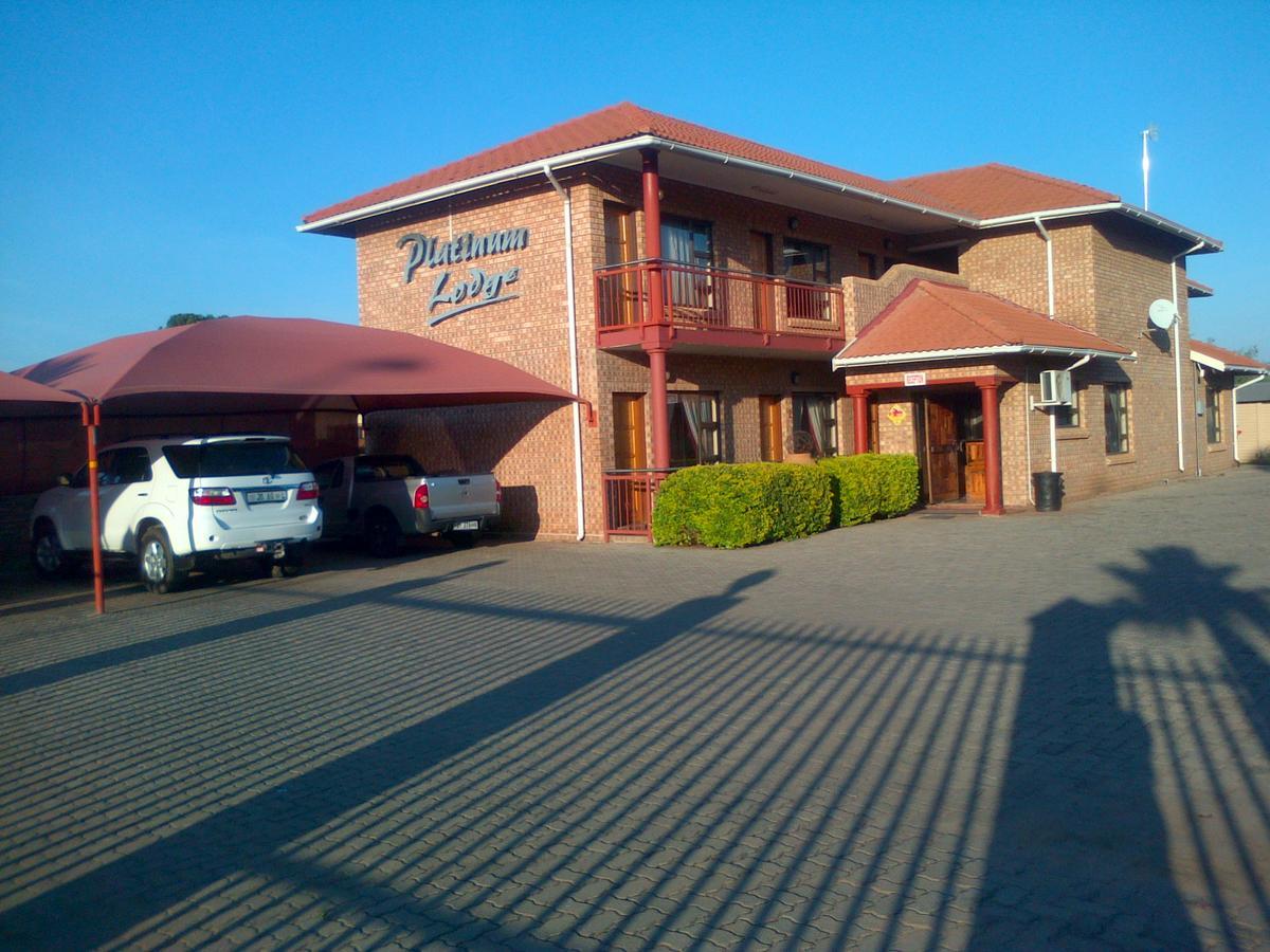 Platinum Lodge Pietersburg Buitenkant foto